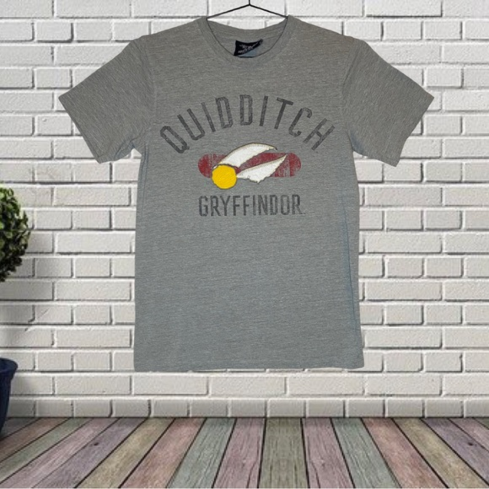 Gray‎ Harry Potter Quidditch Gryffindor T-Shirt Size Small